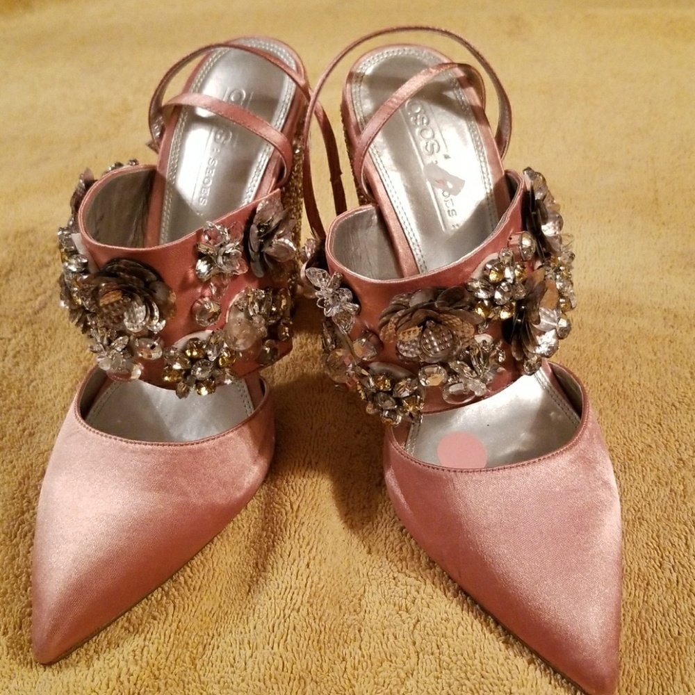OSOS SHOES